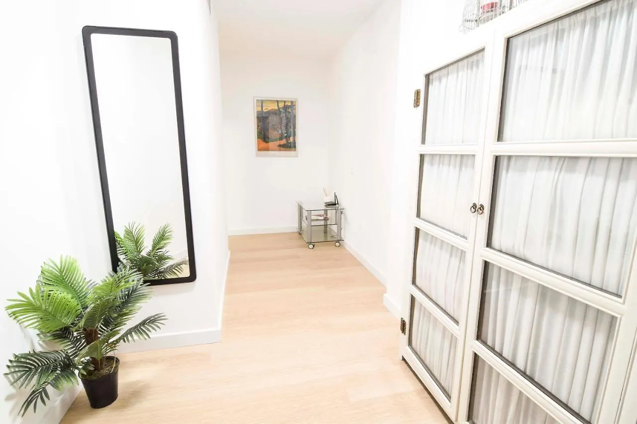 Letmalaga Lord Beach Apartment 0*, Malaga