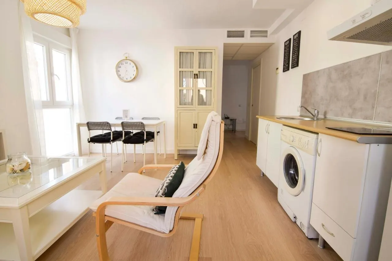 Letmalaga Lord Beach Apartment
