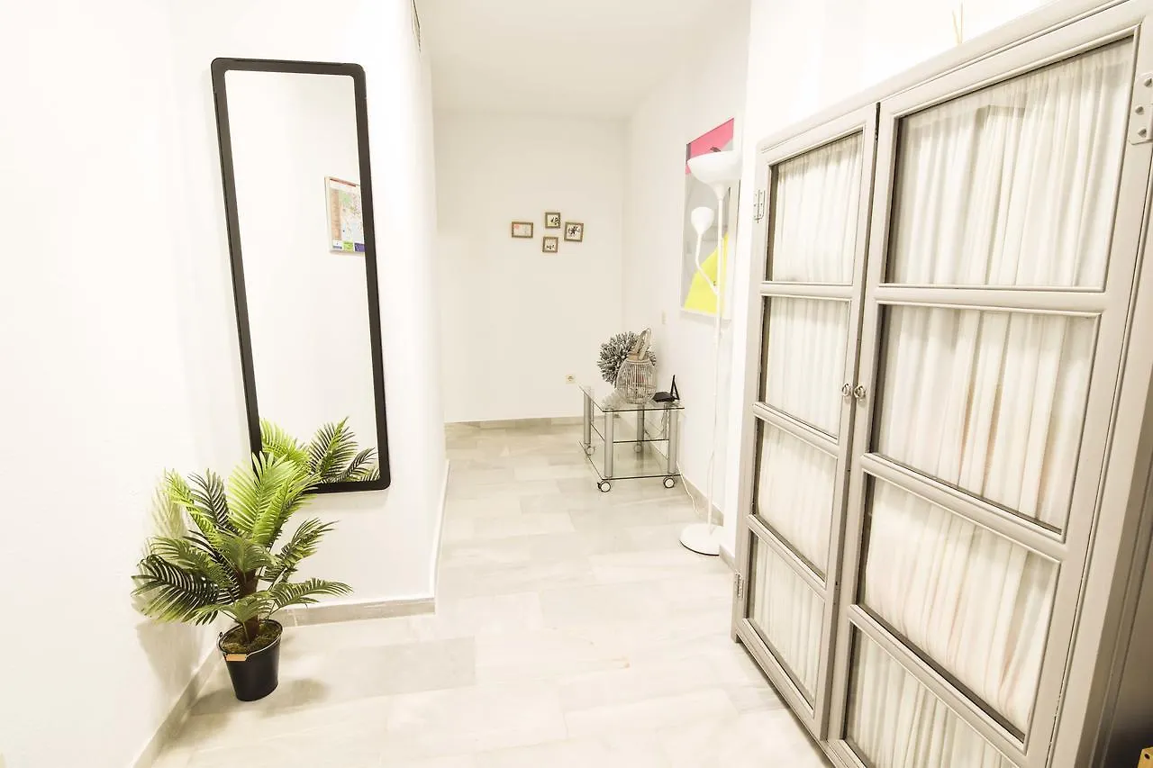 Letmalaga Lord Beach Apartment 0*, Malaga